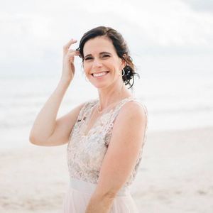 Meet your Posher, Roxanne